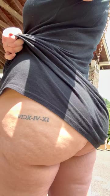 tease milf ass big ass brunette nsfw video