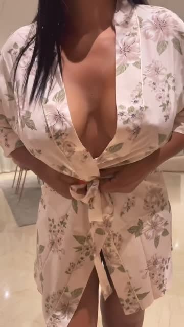 milf booty boobs 