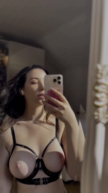 r/asianporn r/juicyasians asian r/asiansgonewild asianhotwife sex video