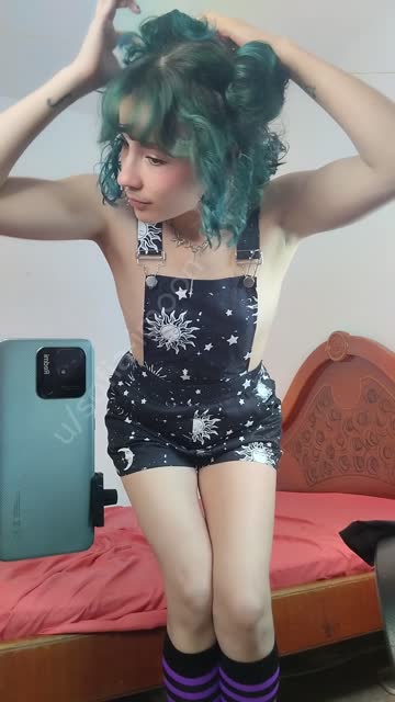 teasing alt petite small tits cute babe nipples porn video