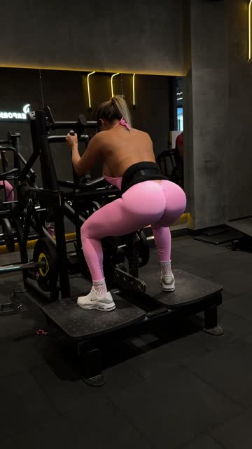 onlyfans leggings blonde gym sex video
