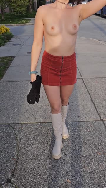 public flashing tits 