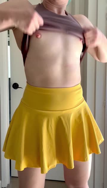 sports bra small tits petittits flashing hot video