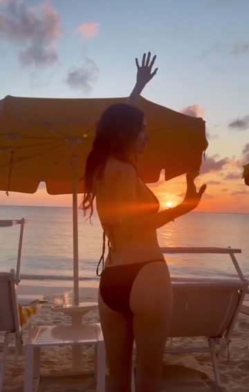 ass celebrity bikini porn video