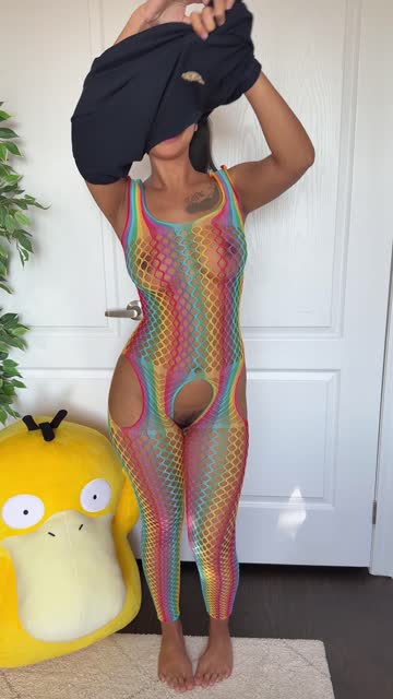 fishnet thick body stockings free porn video