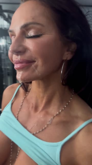 facial cum cumshot hot video