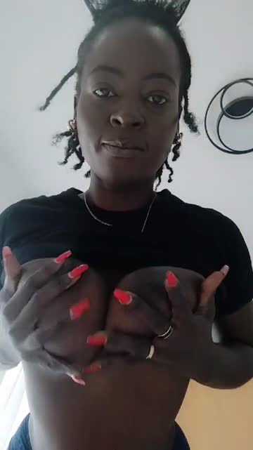 boobs amateur big tits onlyfans 