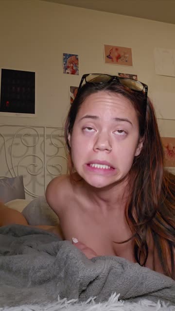 horny cute amateur onlyfans masturbating 