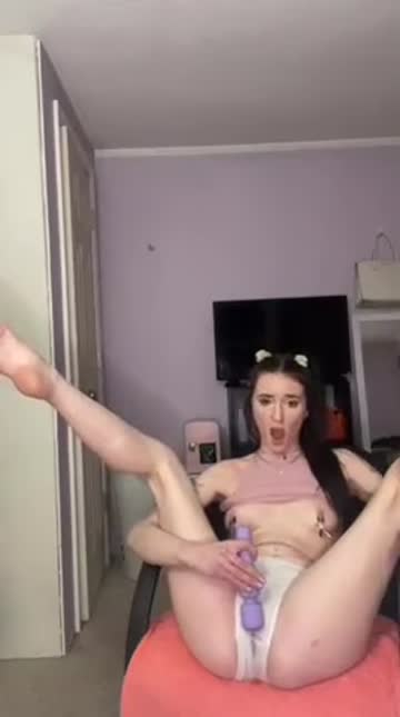 onlyfans petite squirting teen sex video