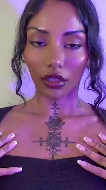 prettyevil pretty lips onlyfans porn video