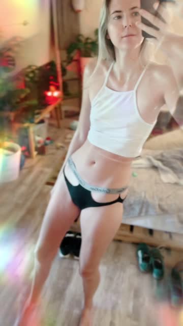 onlyfans amateur tease striptease nsfw video