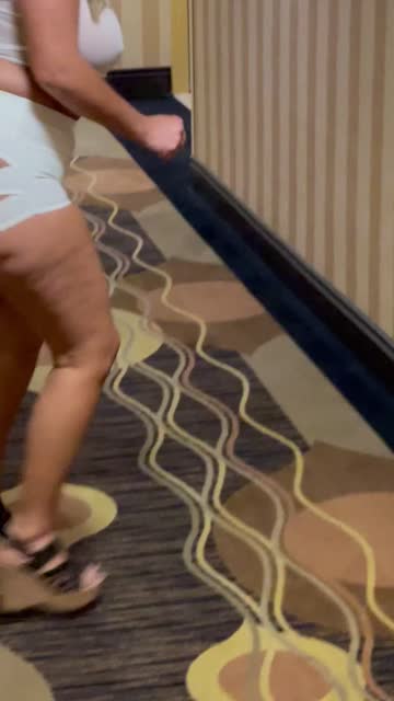 thick blonde amateur hotwife milf porn video