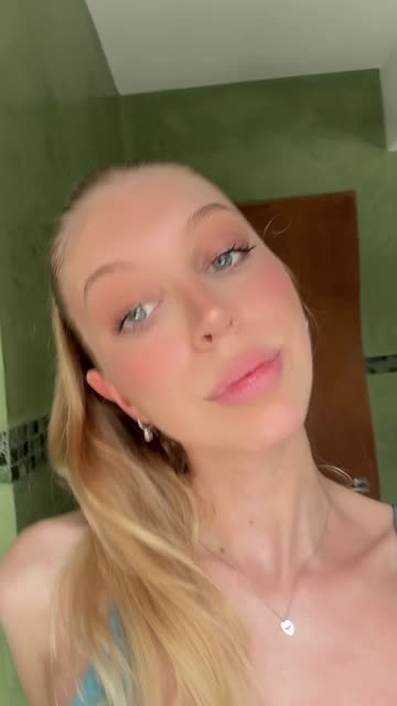 amateur ass big tits 