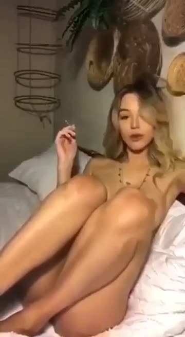 masturbating big tits blonde boobs 