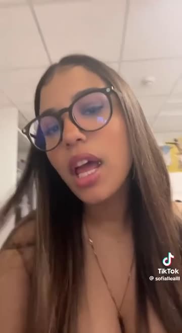 big tits boobs brunette xxx video