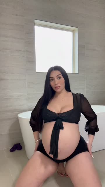 belly pregnant big tits sex video