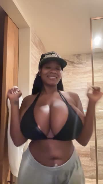 black big tits bikini 