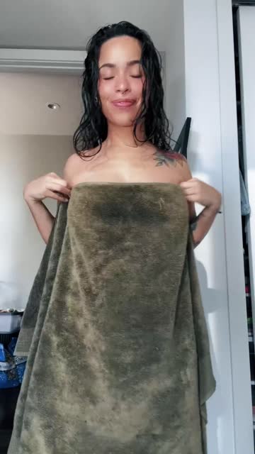 latina cute ass brunette tits boobs natural tits 