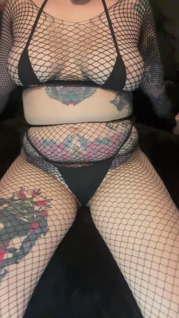 belly tattoo fishnet free porn video