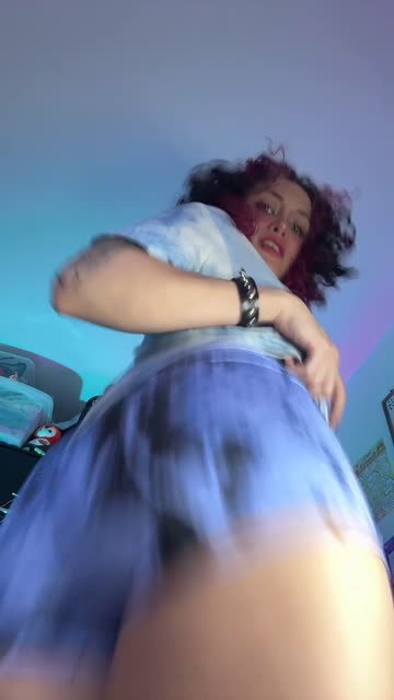 yoga pants amateur gym nsfw video