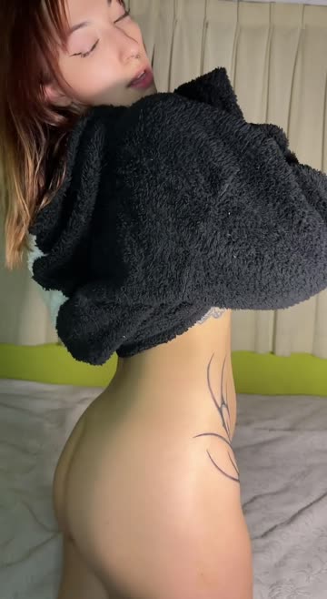 amateur ass big tits 