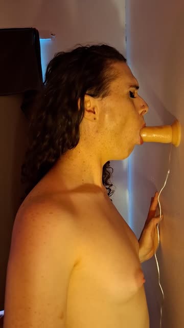 trans trans woman oral dildo femboy throat sex video