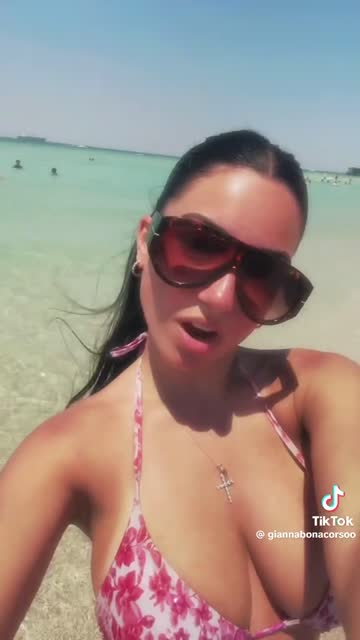 19 years old huge tits tiktok tits bikini natural teen xxx video