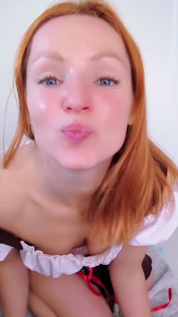 kissing teen redhead pale sex video