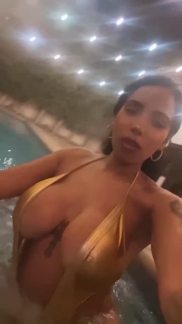 solo ebony hardcore tits 
