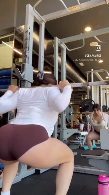 booty white girl legs gym sex video