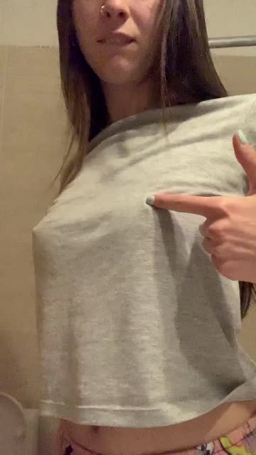 teen latina tits nsfw video