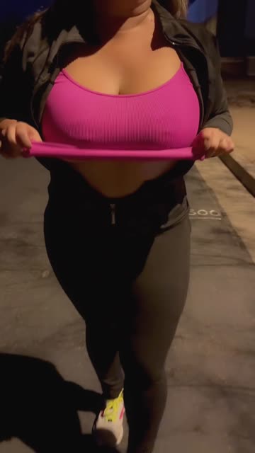 wife huge tits housewife 