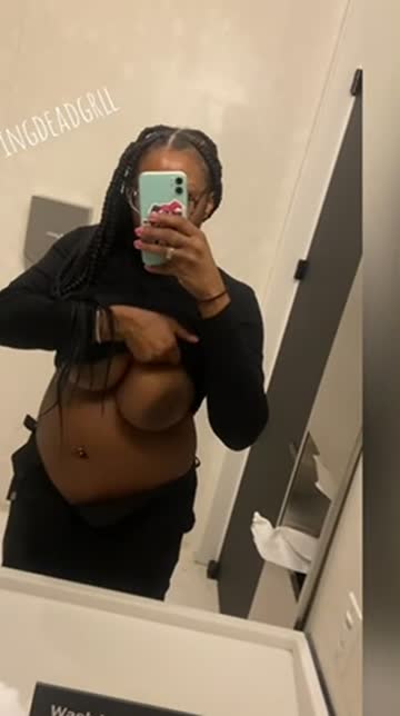 huge tits thick ebony nsfw video