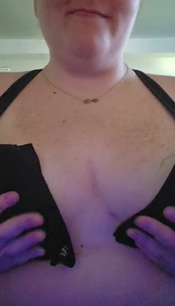 big tits amateur tits blonde 