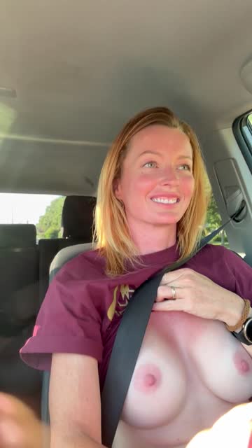 amateur milf big tits 