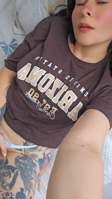brunette solo latina free porn video