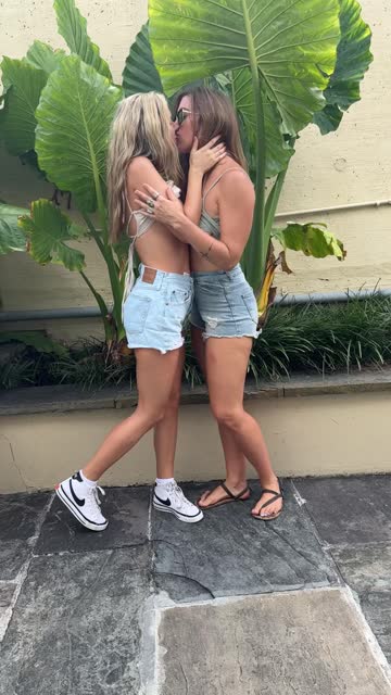 brunette blonde bisexual public french kissing sex video