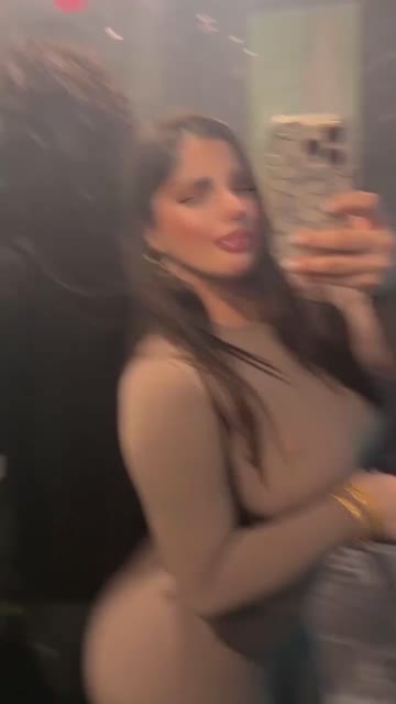 turkish big tits lips nipples 