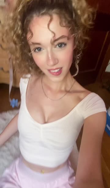 curly hair cute teen sex video