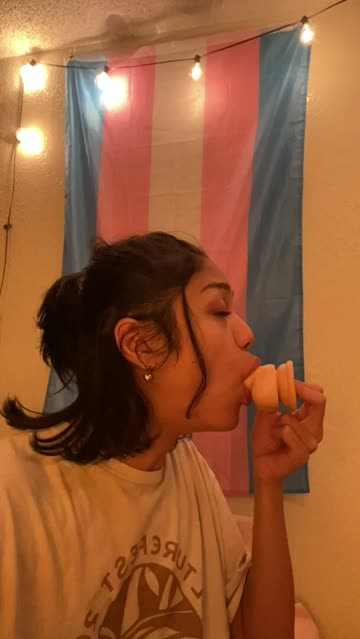 asian t-girl filipina trans sex video