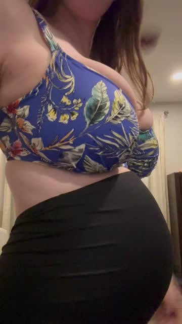 milf pregnant natural tits fansly onlyfans 