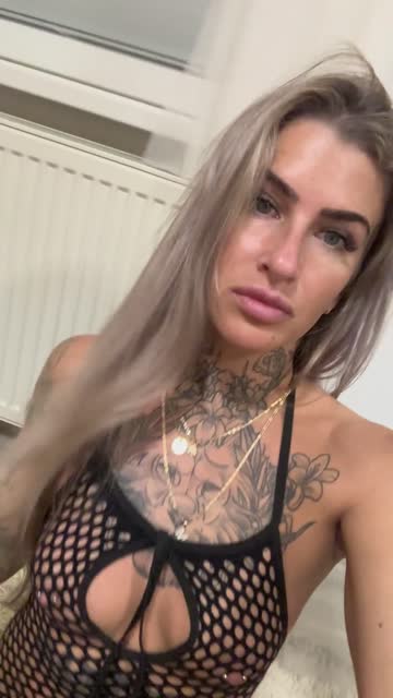 amateur tease public porn video