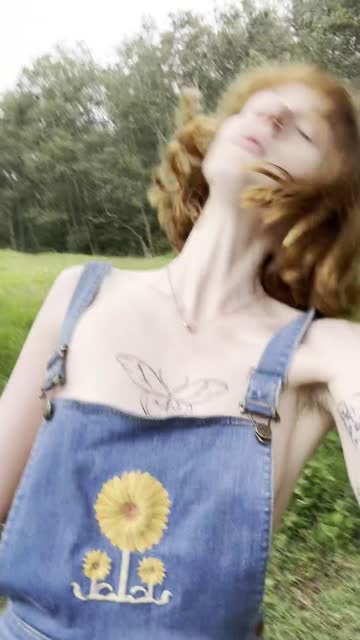 natural tits nipples hippie small tits big nipples petittits redhead 