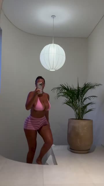 amateur ass big tits nsfw video