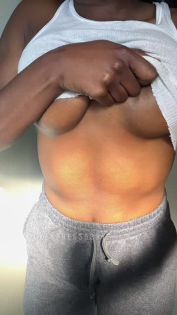 ebony huge tits big tits porn video