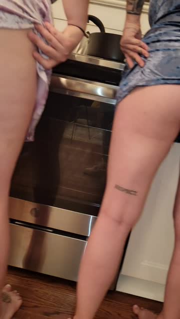 lesbian butt plug kitchen sex video