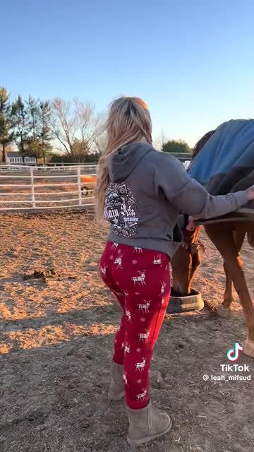amateur ass big tits xxx video