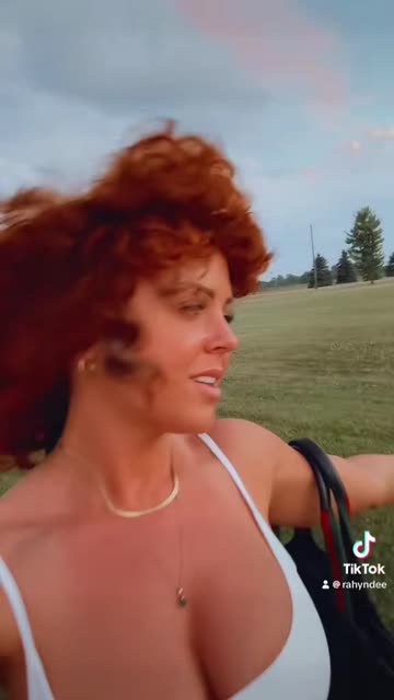 spicytiktokginger tiktok big tits rahyndee james bouncing tits nsfw video