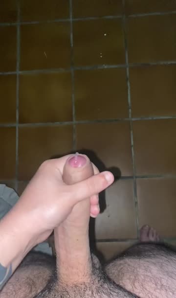 huge load amateur masturbating 