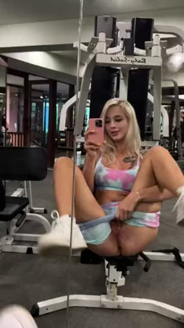 pussy trainer public gym nsfw video